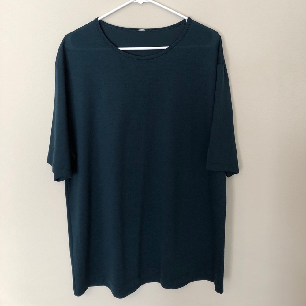 Lululemon Tee Shirt - XL